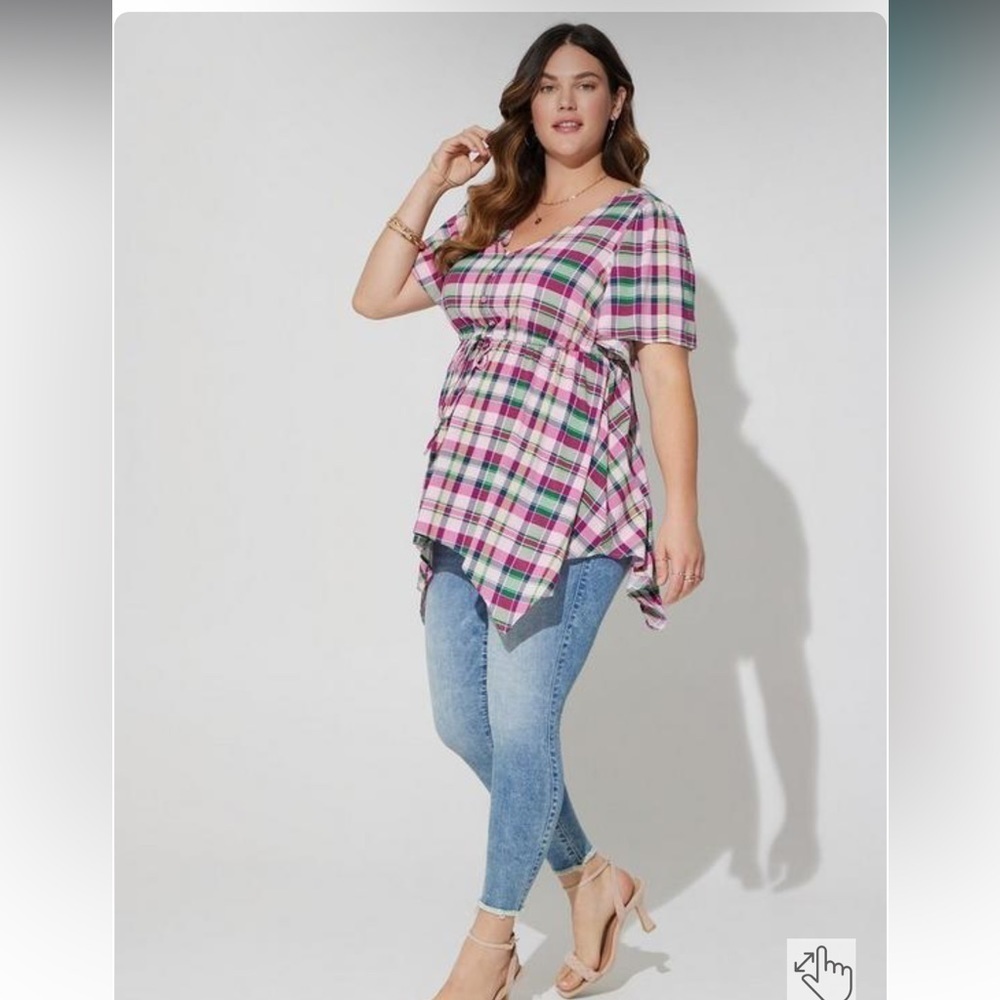 Torrid Rayon Slub Sharkbite Babydoll Flutter Sleeve Top